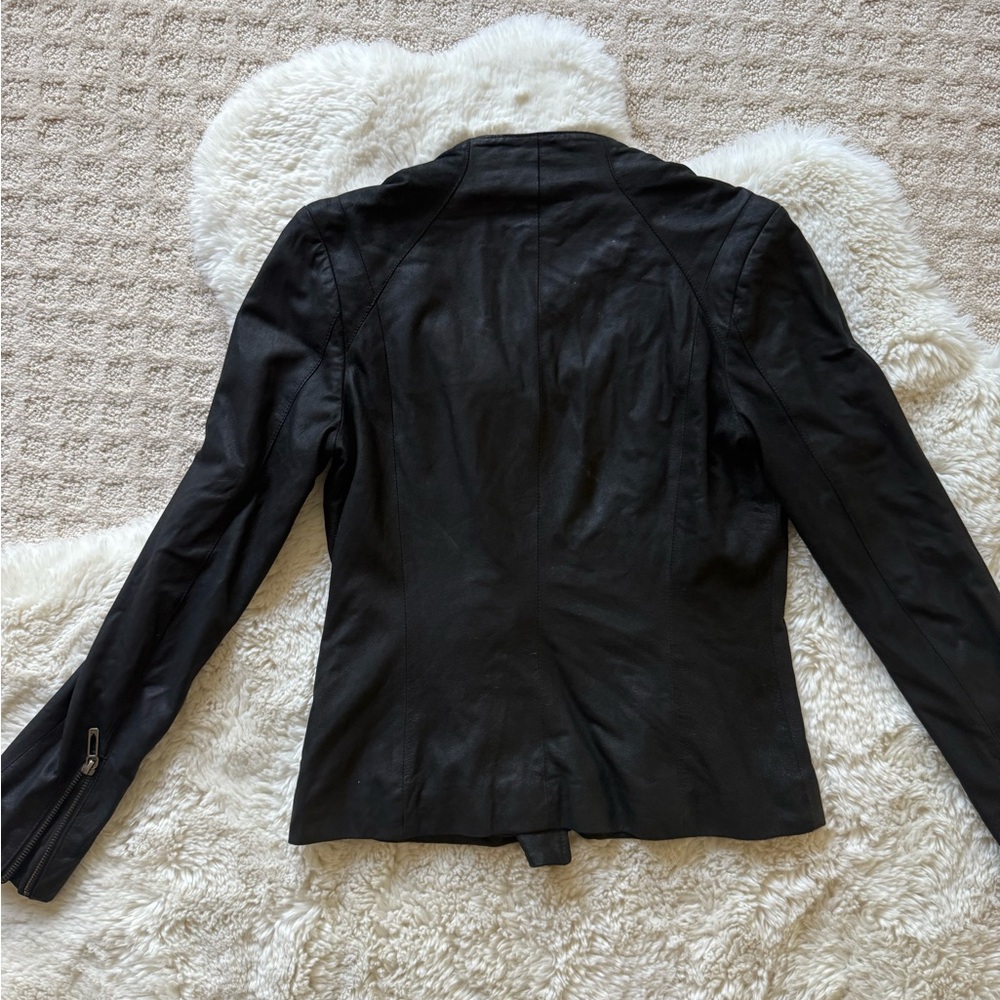 Vince moto leather jacket. Good used condition. - Picture 4 of 8
